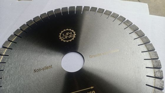 350mm 지름 40mm 세그먼트 모양 정확한 블록 분할을위한 그라닌트 절단 블레이드