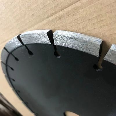 350mm 지름 40mm 세그먼트 모양 정확한 블록 분할을위한 그라닌트 절단 블레이드