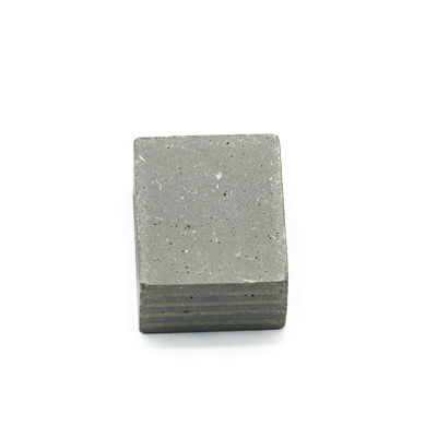 24*12.5*20mm 초 부드러운 돌 슬래브 썰기 도구용 평면 모양 다이아몬드 세그먼트