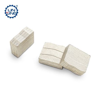 빠른 절단 속도 1600mm 블레이드 20mm 고도 세그먼트 그라나이트 다이아몬드 절단 도구