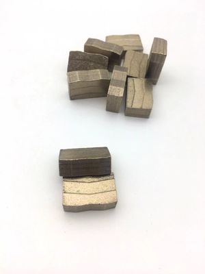 맞춤형 지원 OBM 그라나이트 멀티 톱 블레이드용 다이아몬드 서그먼트 빠른 절단
