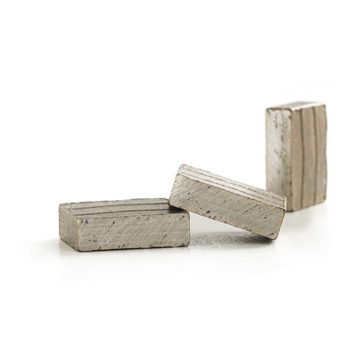 20mm 높은 세그먼트 빠른 절단 D1600 그라닌트 톱 블레이드